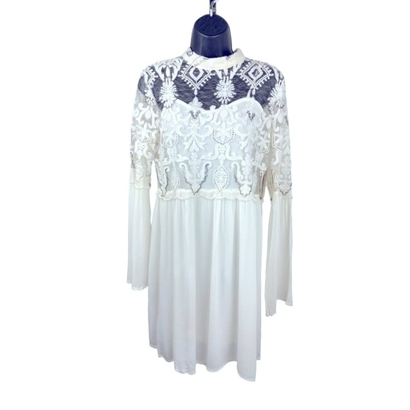 Altered State womens dress 33 long New with tags built in slip white pewter sequ - Picture 1 of 16